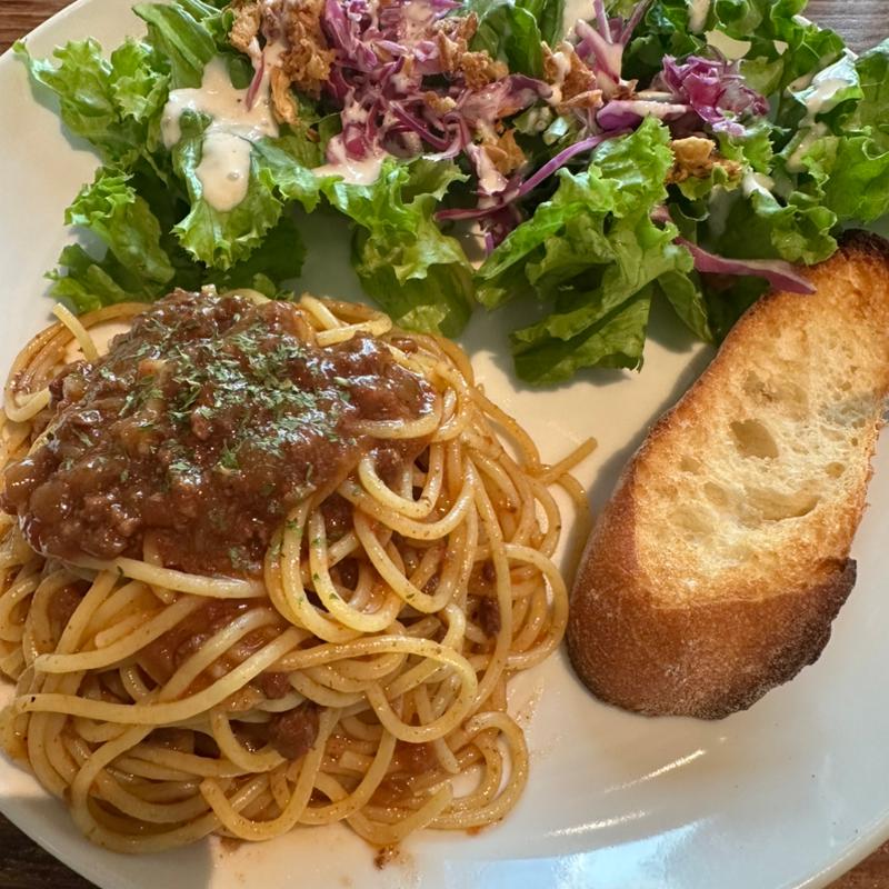 ミートソースパスタセット(カフェ コクテル堂 横浜みなとみらい店)