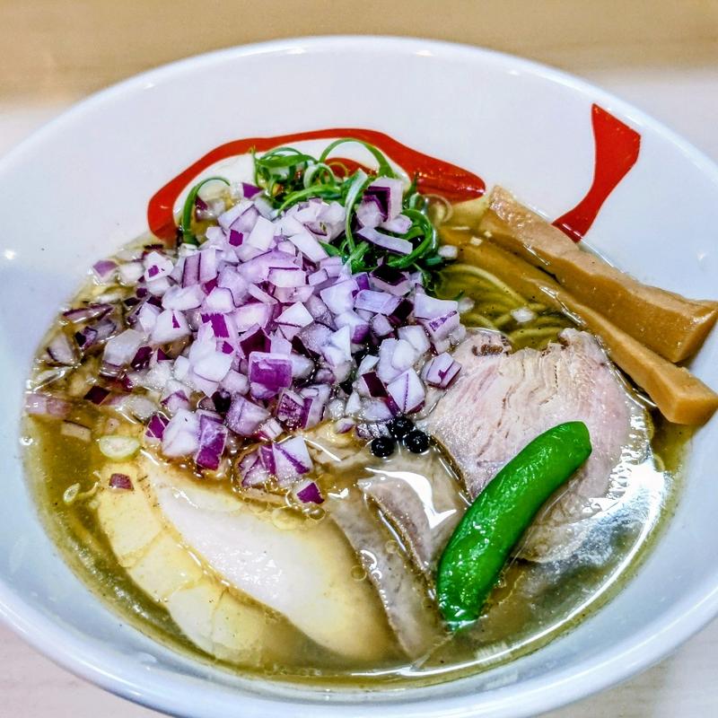 塩チャーシュー＋赤玉ねぎ(麺や魁星)