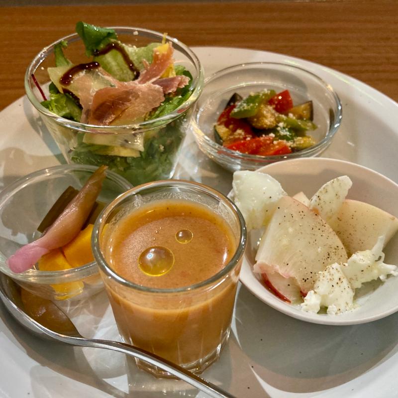 前菜の盛り合わせ(C'est la vie (セラヴィ))