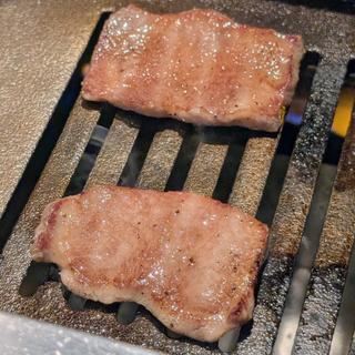 国産黒毛和牛　上タン塩(焼肉ジャンボ 本郷店)