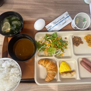 朝食ビュッフェ
