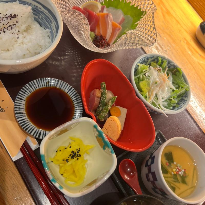 日楽哩お造り御膳(みき日楽哩)