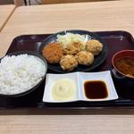 こくうま唐揚げ、コロッケ定食　ご飯大盛り