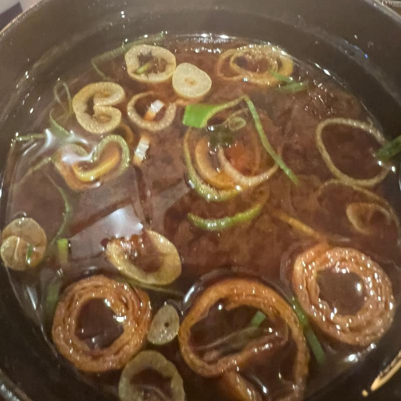 赤だし味噌汁(日楽哩お造り御膳)(みき日楽哩)