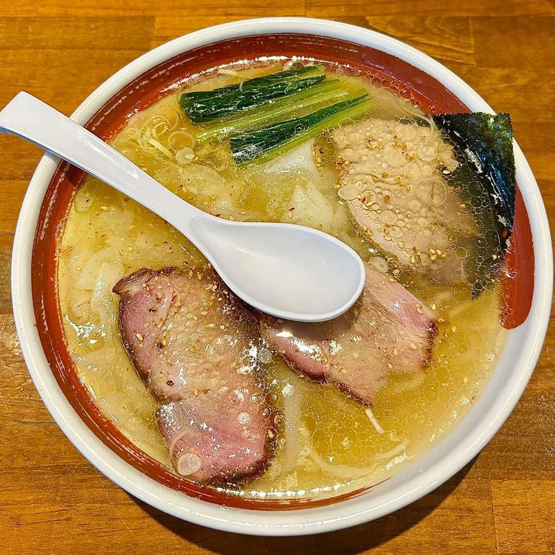 鶏塩ワンタン麺(ヱビスヤ)