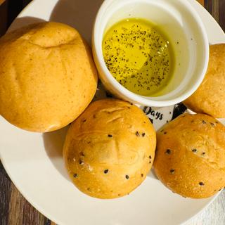 お通しパン(わたなべ精肉店 )