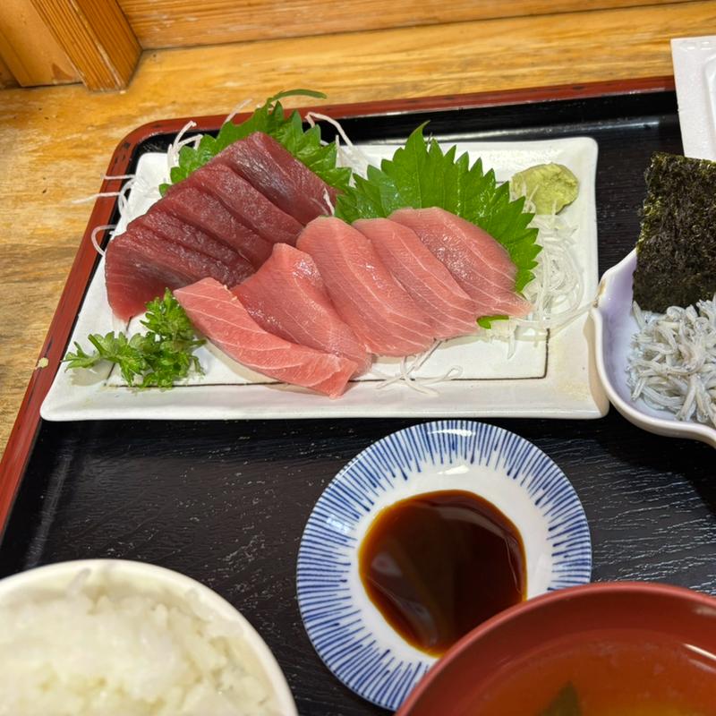 刺身定食、特上(にしき)