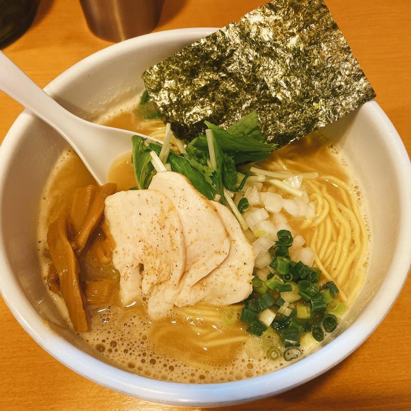 鶏白湯（醤油）(濃厚鶏白湯専門 らーめん志 cocoro
)