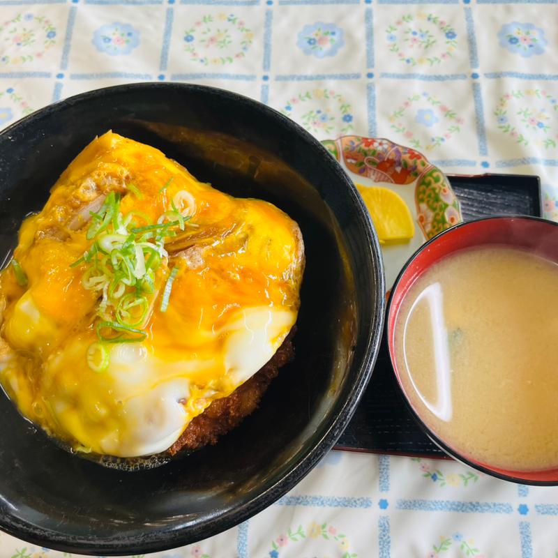 かつ丼(ドライブイン唐船)