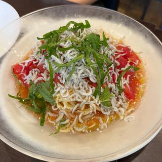 シラスとフレッシュトマトの冷製