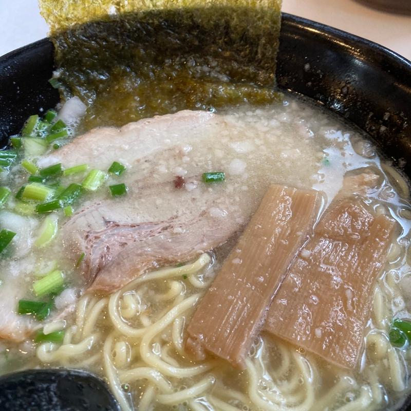 ラーメン(にぼ吉)