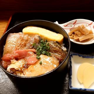 海鮮胡麻たれ丼