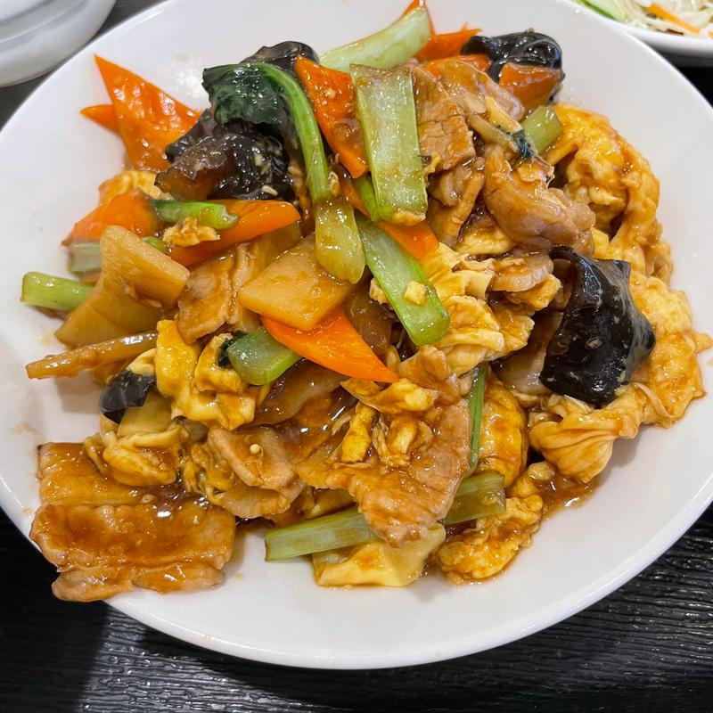 豚肉と玉子のキクラゲ炒め定食(観行雲)