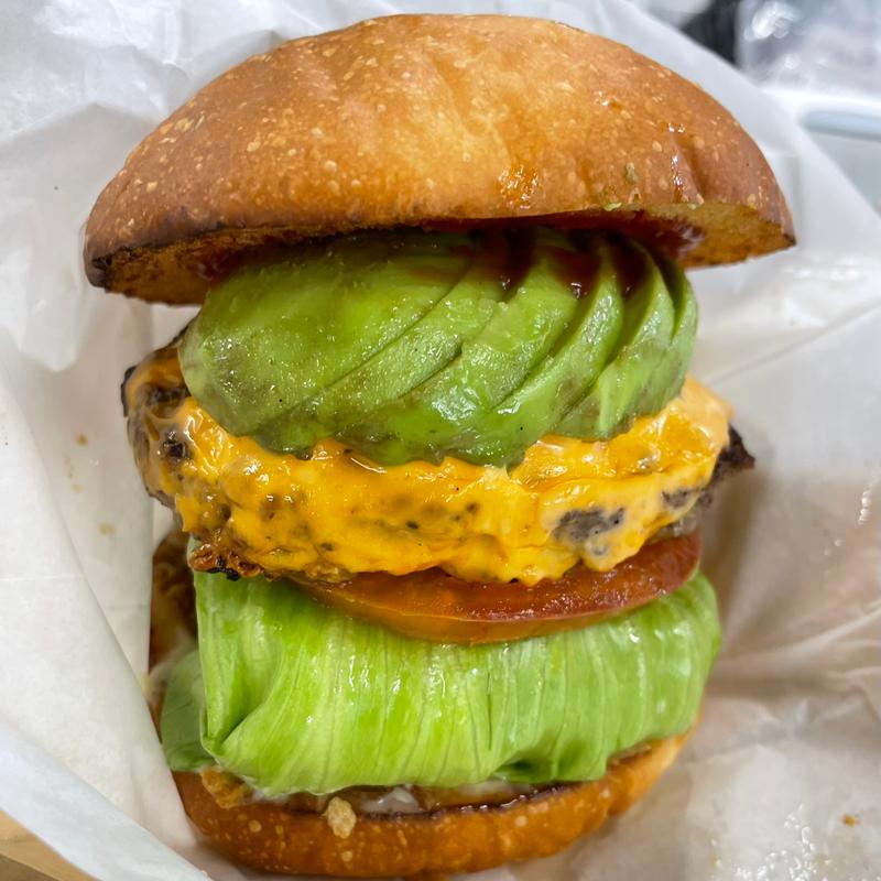 アボカドチーズバーガー(SUBURBAN GRILL)
