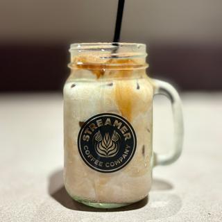 STREAMER LATTE
