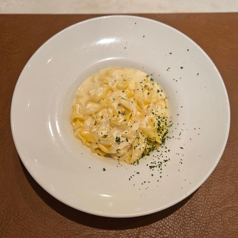 リコッタチーズのピリ辛クリームソース(チェーロ )