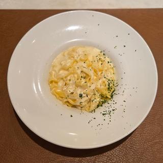 リコッタチーズのピリ辛クリームソース(チェーロ )