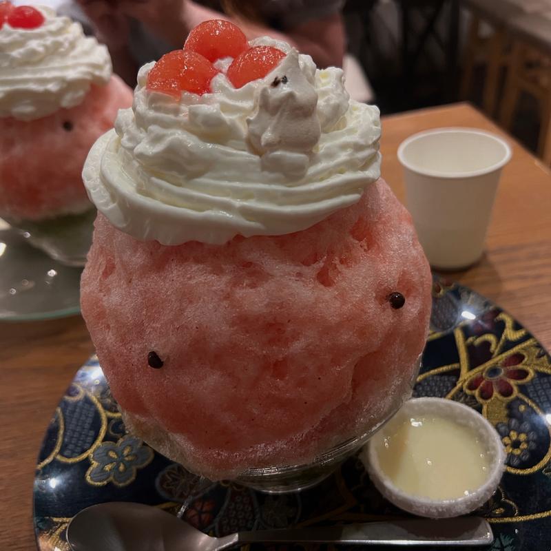 すいか氷(新宿かき氷専門店 ＊氷おばけ＊)