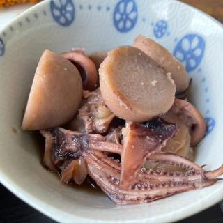 里芋とイカの煮物