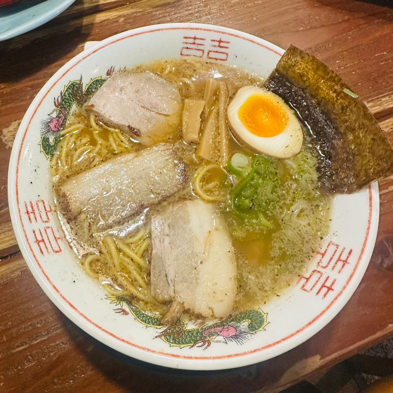 おやじおすすめ　特製ラーメン(麺工房)