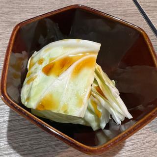お通し キャベツ(炭火焼鳥ハチイチ)