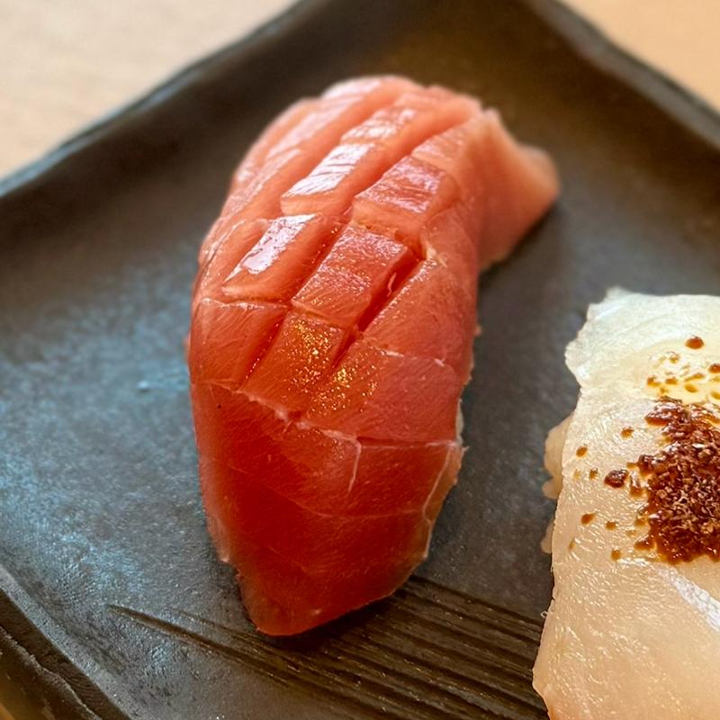 弥山　寿司8貫　本鮪中トロ(宮島鮨 まいもん)