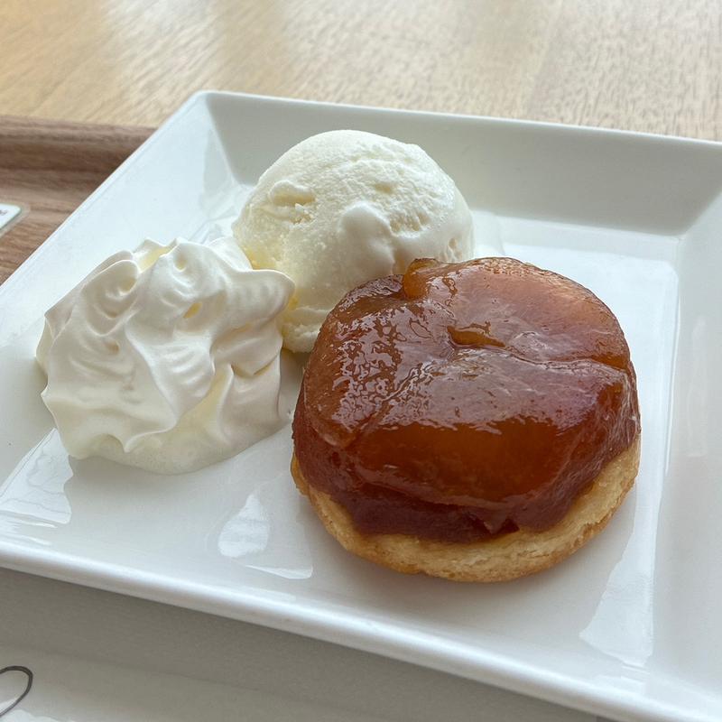 タルト タタン(カフェ&ショップ cube)