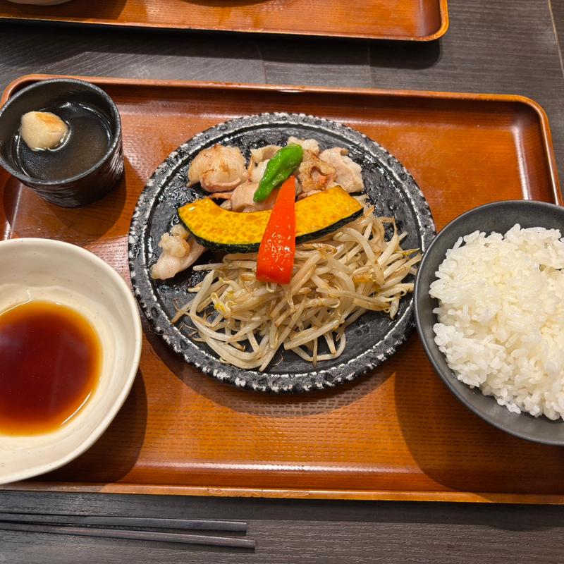 黒毛和牛ホルモン焼き定食(純但馬牛 美方 powered by GORIO 東京駅グランスタ東京)