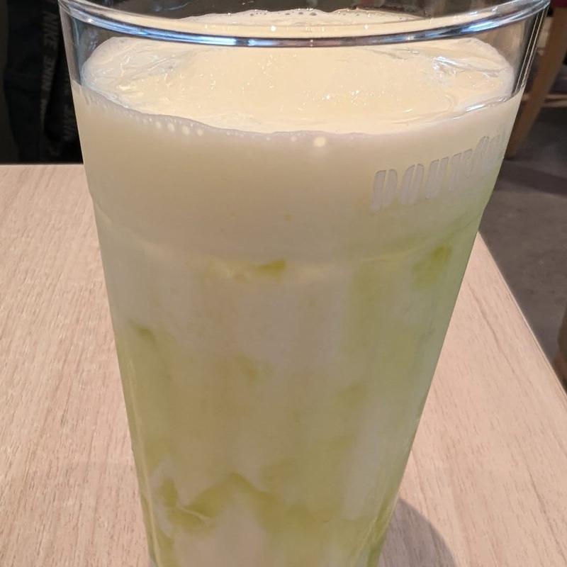 長野産シャインマスカットヨーグルン(ドトールコーヒーショップ 祖師ヶ谷大蔵駅店)