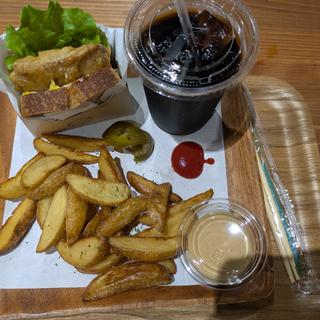 フィッシュサンドセット チーズ＆たまり醤油ソース