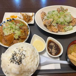 油淋鶏定食 もつ煮込み
