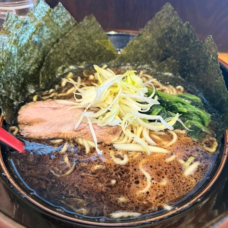 黒　ラーメン(麺屋大助)
