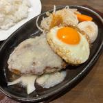 ハンバーグ（ガーリック）+目玉焼き