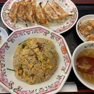 餃子定食(チャーハン&唐揚げ)