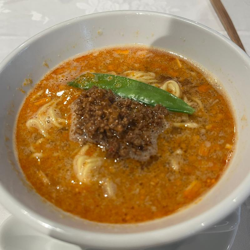 担々麺(中華料理 頤和園（いわえん）天神店)