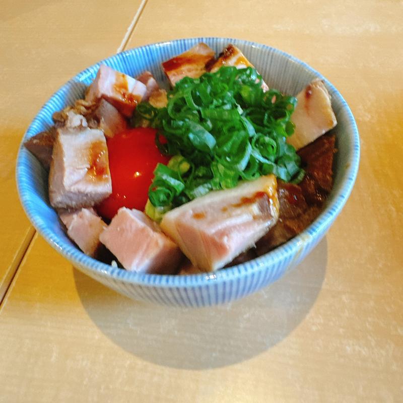 ローストポーク丼(石原ラ軍団 DX)