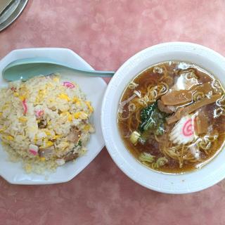 チャーハン 半ラーメン