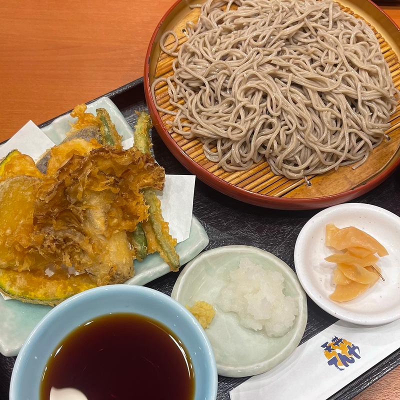野菜天ぷらと薮そば(天丼てんや 静岡葵タワー店 )