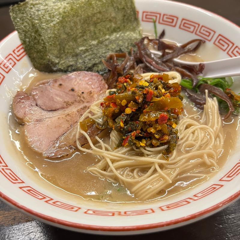 特濃豚骨と辛子高菜(博多とんこつ 豚の足跡)