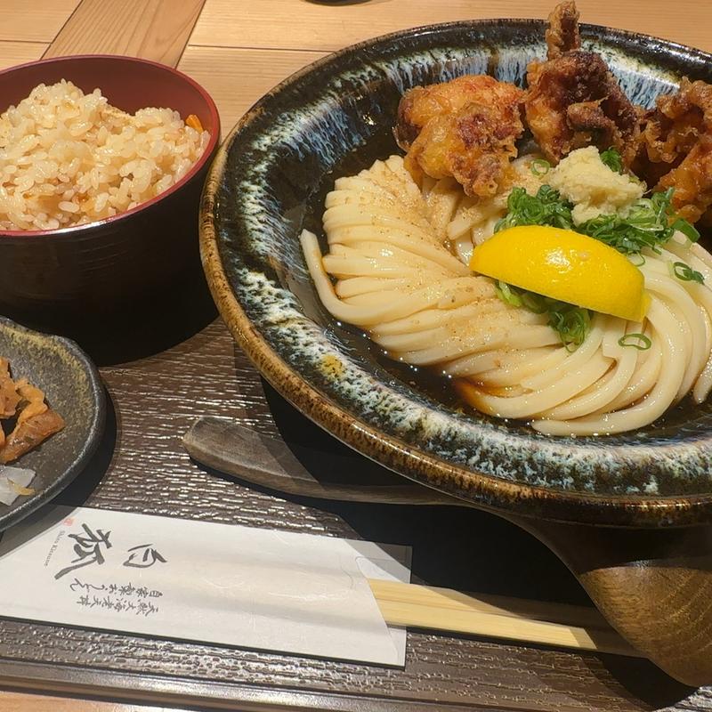 鶏天定食(天然大海老天丼・自家製おうどん 白狐 なんばシティ店)