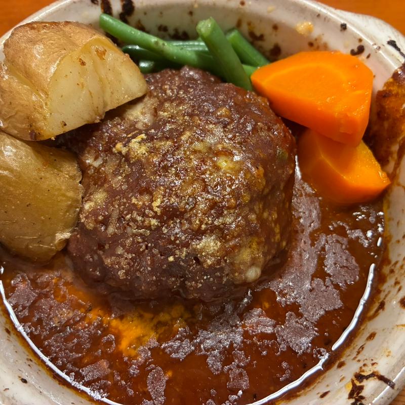 煮込みハンバーグ(紺屋町スパーゴディベルティーレ （コウヤマチスパーゴディベルティーレ）)