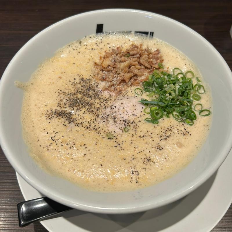 カルボクリームミソらぁめん(らぁめん トリカヂ イッパイ )