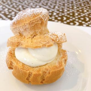 玄米粉のシュークリーム（モーニング）