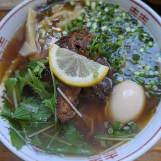 パイカ中華そば（玉子入り）