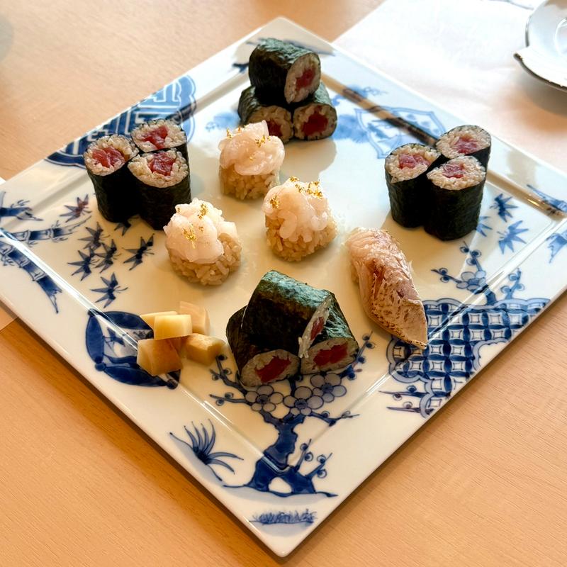 のどぐろ　白エビ　鉄火巻き(宮島鮨 まいもん)