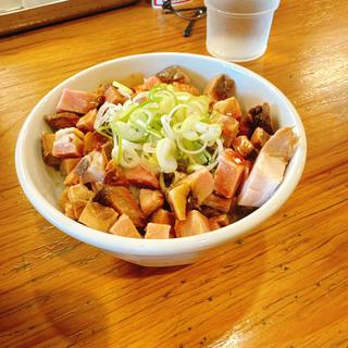 チャーシュー丼