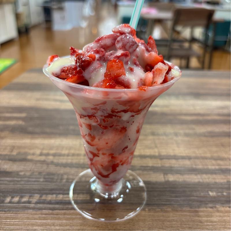 削りいちご 練乳がけ(道の駅 ごか )