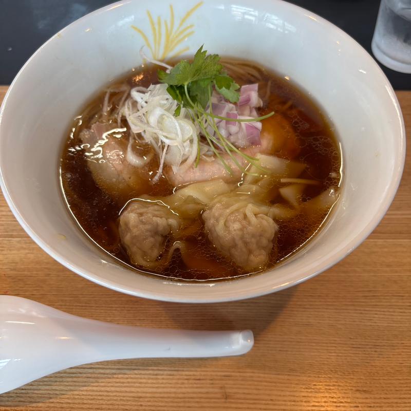 煮干しと地鶏の醤油らぁ麺(麺処 おぐら)