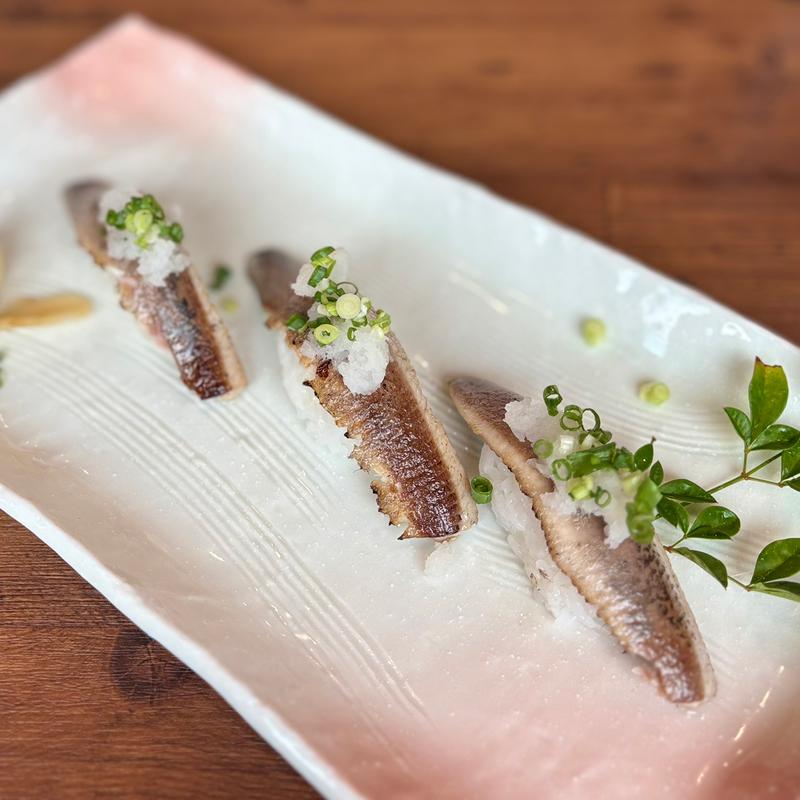 真いわし炙りにぎり(魚河岸 丸天 魚河岸店)