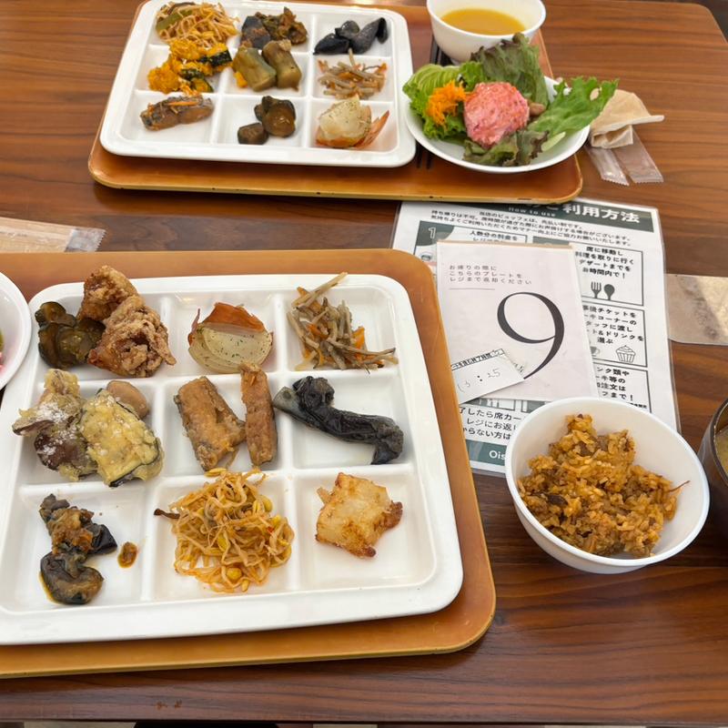 ランチビュッフェ(oishi 吉山 （オイシイ ヨシヤマ）)